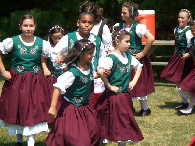 Amici Youth Gallery 17