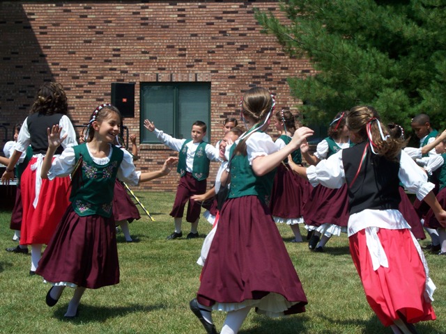Amici Youth Gallery 19